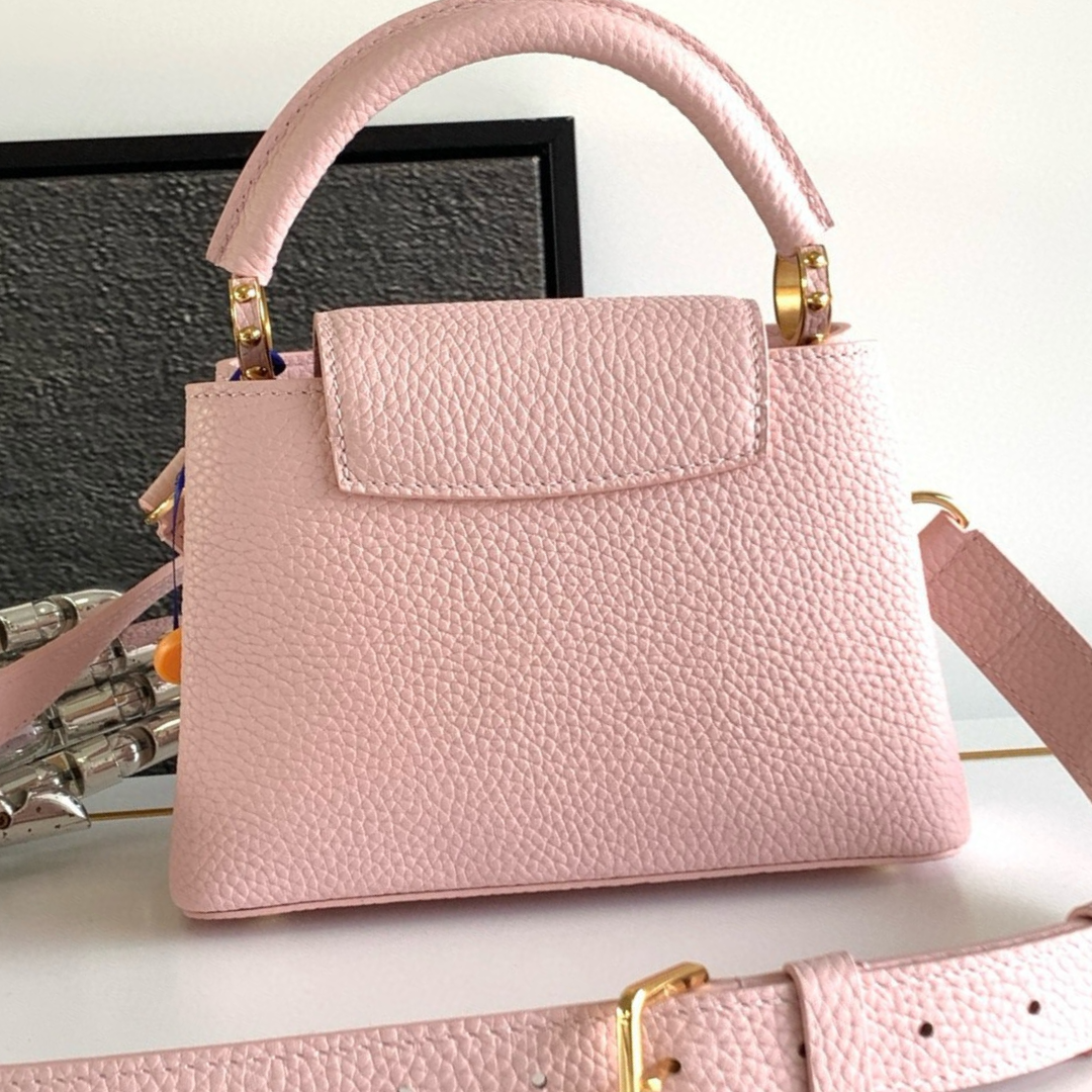 LOUIS VUITTON CAPUCINES MINI BAG