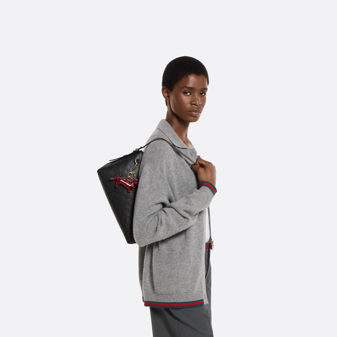 GUCCI – MITTLERE SCHULTERTASCHE MIT GG-EMBLEM