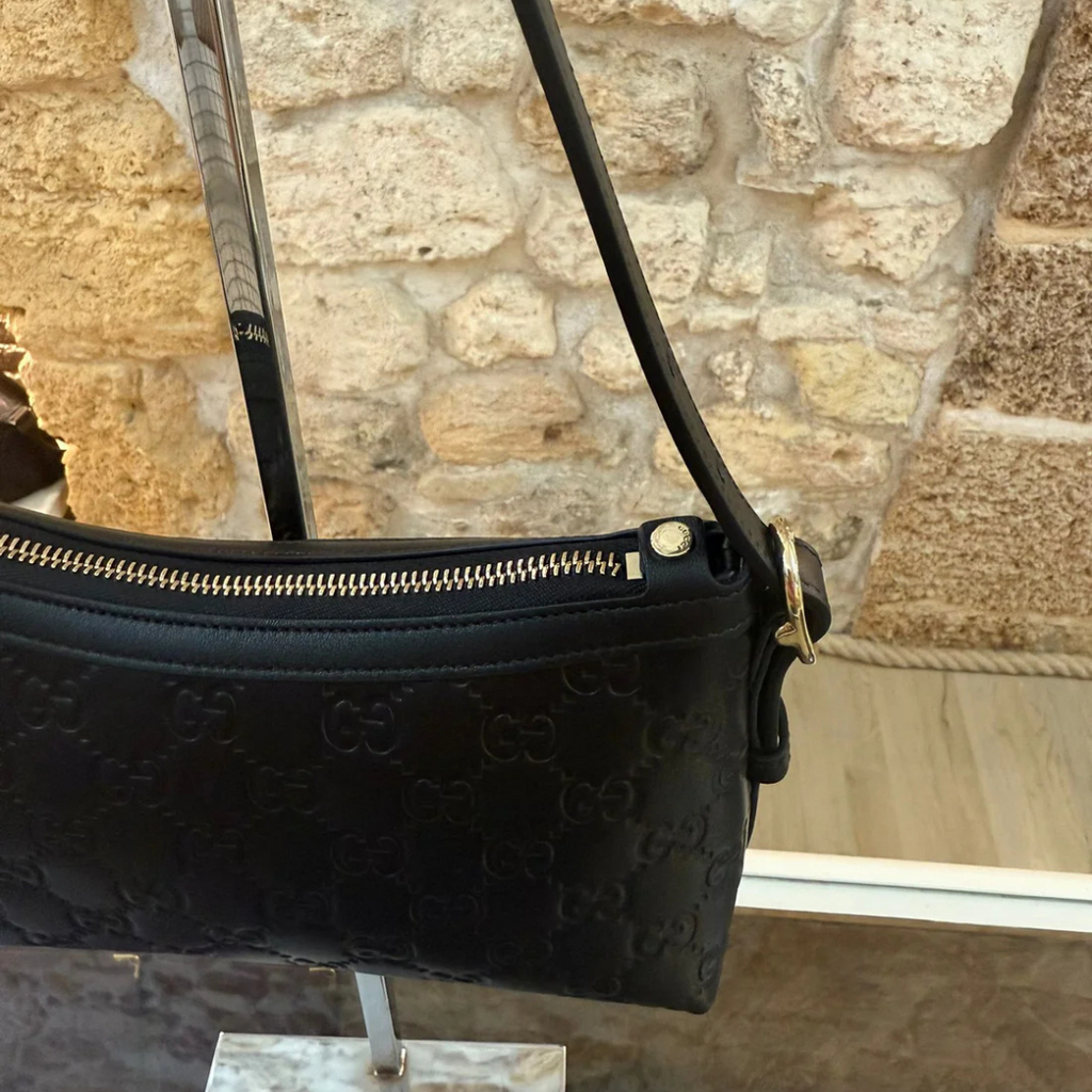 GUCCI – MITTLERE SCHULTERTASCHE MIT GG-EMBLEM