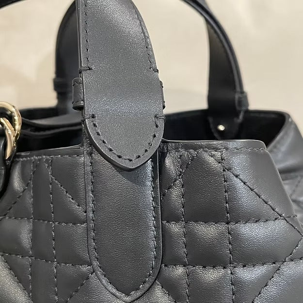 DIOR MITTELGROSSE HANDTASCHE